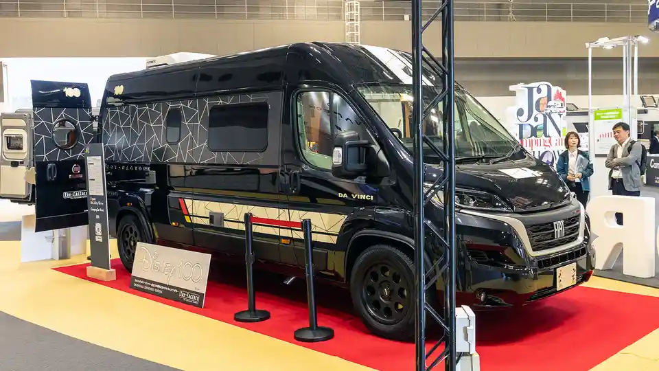 Foto - Camper Van Edisi Walt Disney Di Japan Mobility Show 2023