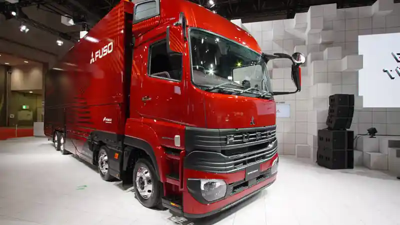 Truk - Fuso “Super Great” 2023, Desainnya Makin ‘Sederhana’