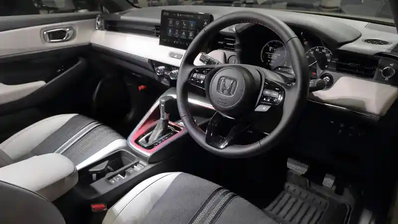 Foto - Kapan Honda HR-V Generasi Terbaru Meluncur Di Indonesia?