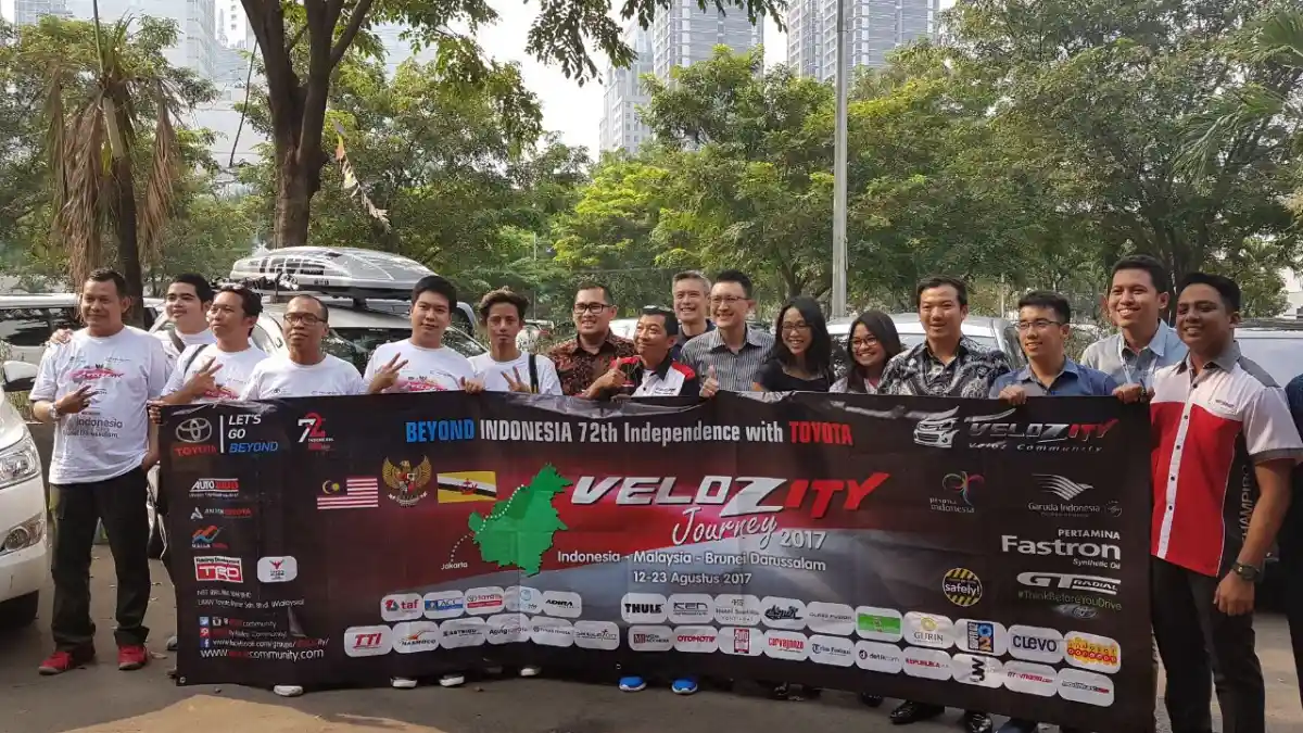 Foto - 4 Unit Toyota Avanza Veloz Dari Velozity Akan Jelajah 3 Negara, Ini Tujuannya