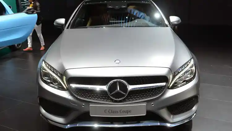 Berita - IAA 2015 : Debut Mercedes-Benz C-Class Coupe
