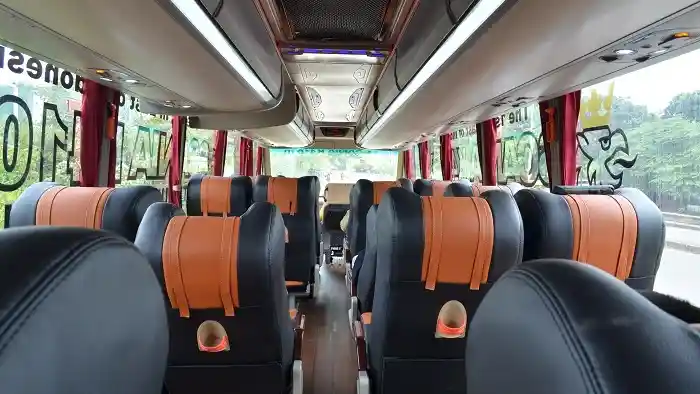 Bus - Seperti Ini Wujud Kemewahan Kabin Bus S-Liner PO Putra Jaya Makassar 