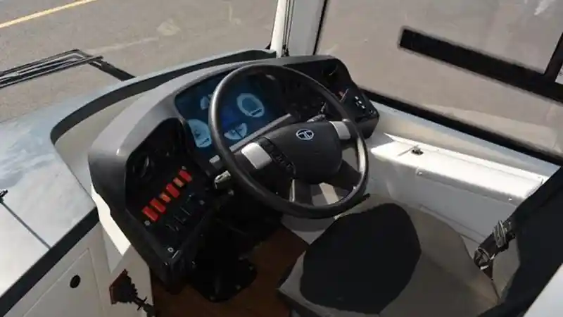 Foto - Tata Starbus, Bus Hidrogen Fuel Cell dari Tata Motors