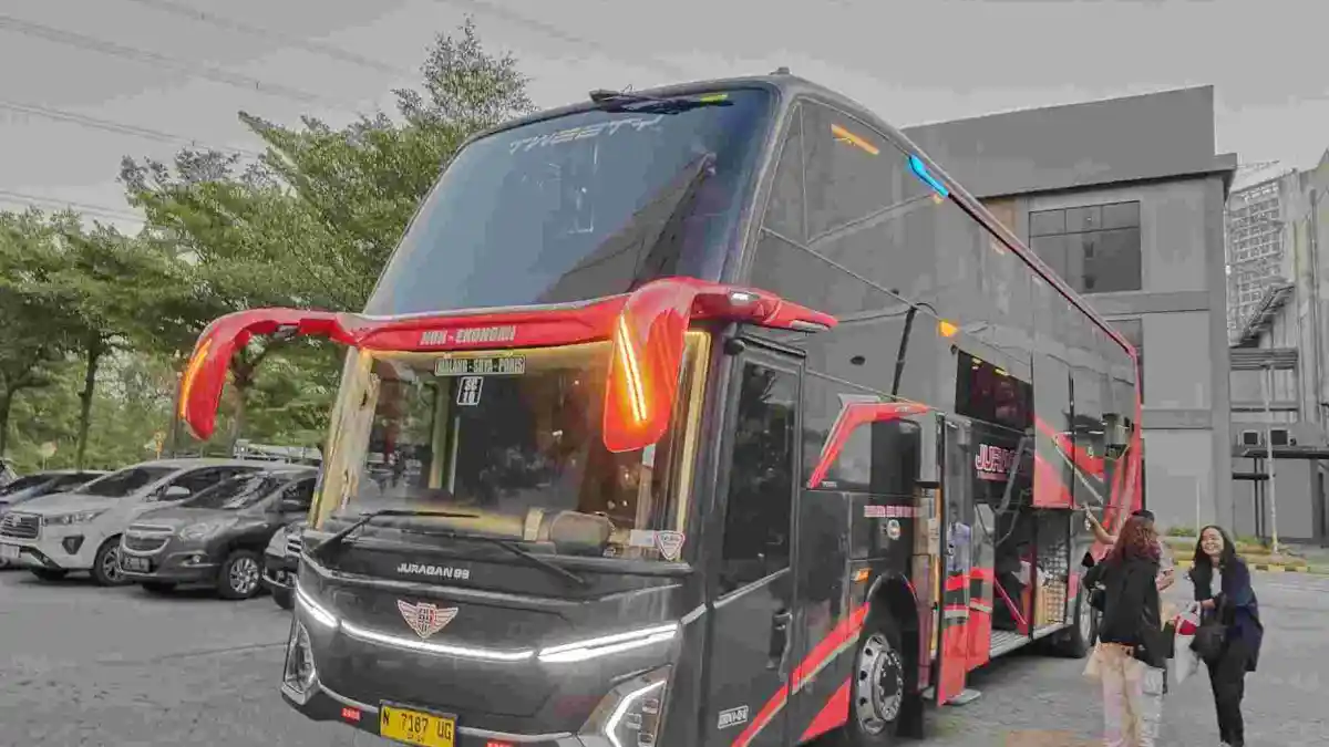 Berita - Bus Sleeper Double Decker Pertama PO Juragan 99 Cetak Rekor MURI