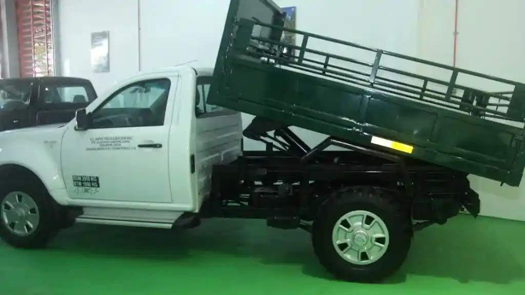 Foto - Agresif Garap Pasar Malaysia, Tata Motors Buka Dealer 3S di Perak