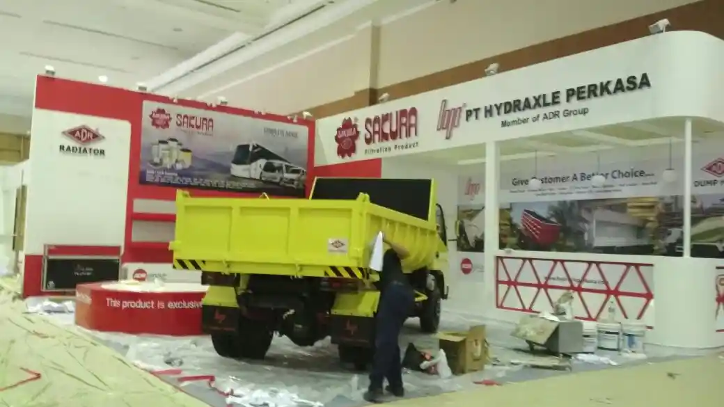 Foto - Peserta GIICOMVEC 2018 Mulai Masukkan Kendaraan yang Dipamerkan