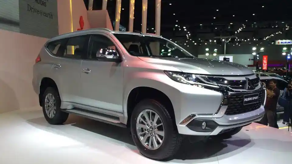Foto - Mitsubishi All New Pajero Sport Sudah Bisa Dipesan, Prediksi Harga Rp 500-550 Juta