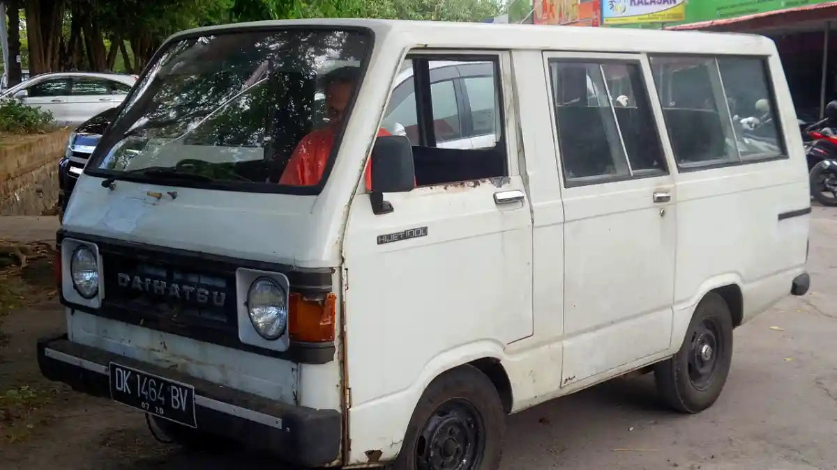 Foto - Mari Berkenalan Dengan Daihatsu HIjet S 37