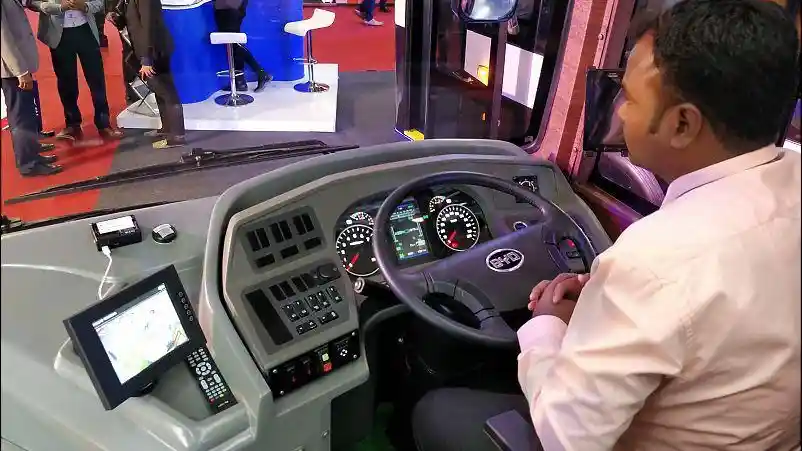Foto - Bus Listrik Goldstone BYD Menarik Perhatian di Auto Expo 2018