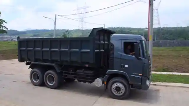 Foto - Mencicipi Ketangguhan Hyundai Xcient dan Hyundai Mighty