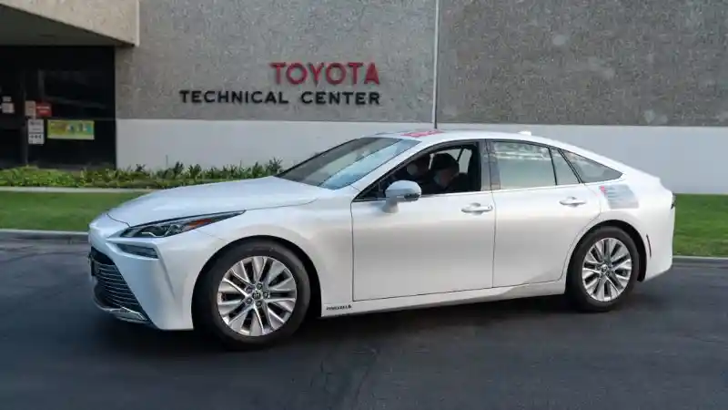 Berita - PLN dan Pertamina Sedang Bangun SPBU Hidrogen, Kapan Ada Kendaraanya di Indonesia?