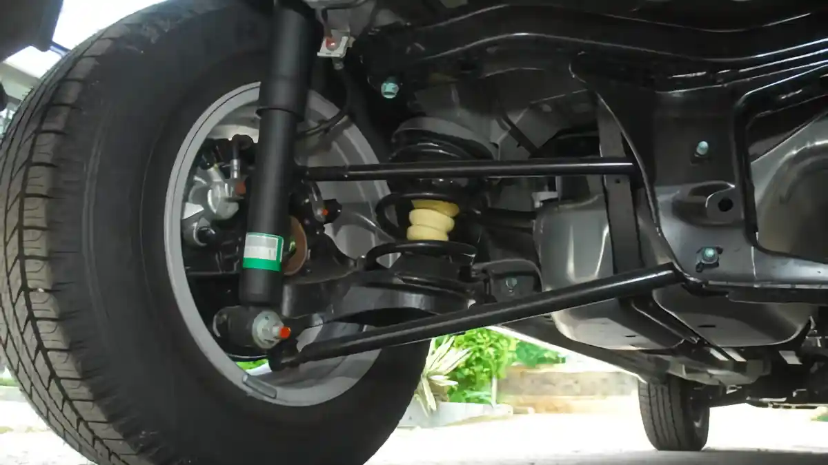 Tips - Setelah Dipakai Mudik, Bagian Kaki-Kaki Mobil Wajib Dicek