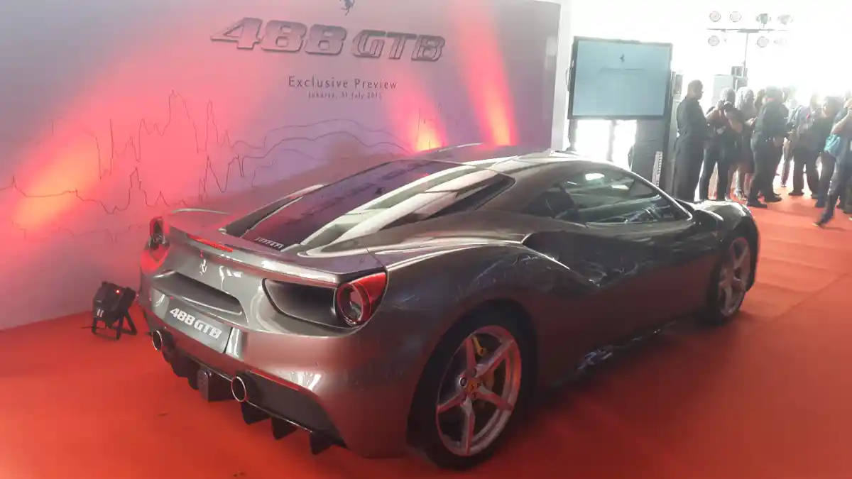 Berita - Berapa Harga Ferrari 488 GTB Di Jakarta?