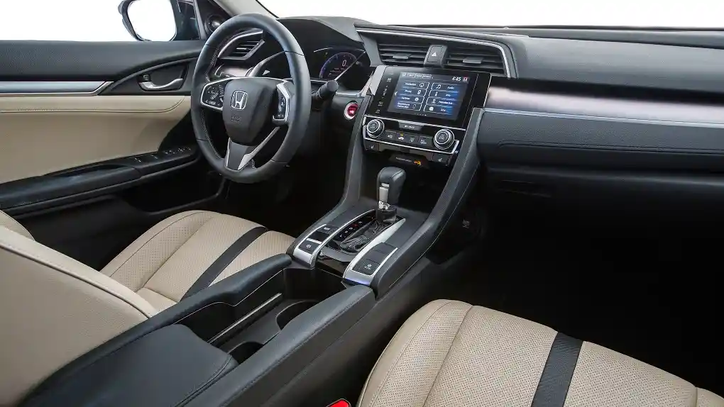 Foto - Baru Meluncur, All New Civic Raih Penghargaan