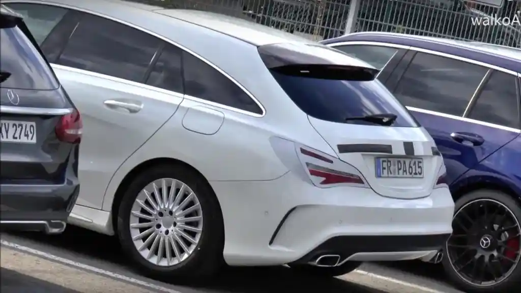 Foto - SPY SHOT: Mercedes-Benz CLA-Class Facelift 2016