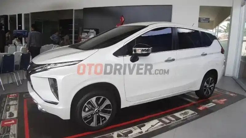 Berita - Mitsubishi dan Traveloka Mantapkan Kerjasama