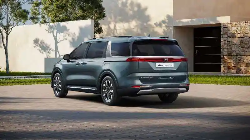 Foto - All New KIA Carnival Meluncur di Korsel. Negeri Batik Kapan Menyusul?