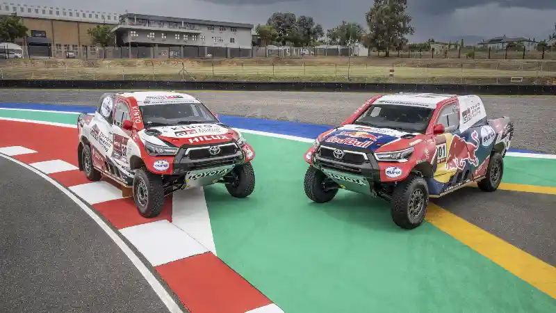 Foto - Seperti Ini Sosok Hilux Yang Akan Merambah Medan Reli Dakar 2021