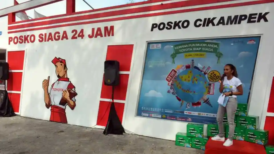Foto - 298 Titik Pelayanan Servis Disediakan Oleh Toyota Bagi Para Pemudik