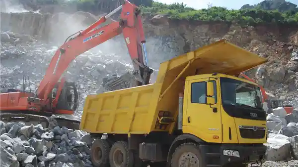 Foto - Tata Motors : Karakteristik Konsumen Truk di Sektor Tambang dan Transportasi Logistik Perlu Diperhatikan