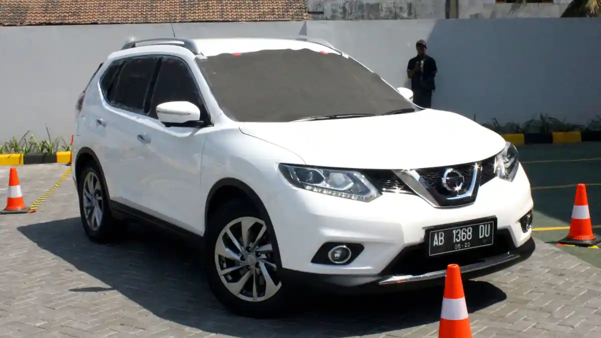 Foto - Harga Nissan Terra Selisih Sedikit Dengan X-Trail. Pilih Mana?