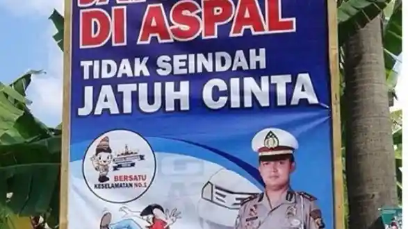 Foto - Lucu, Rambu Peringatan Unik Di Jalur Mudik