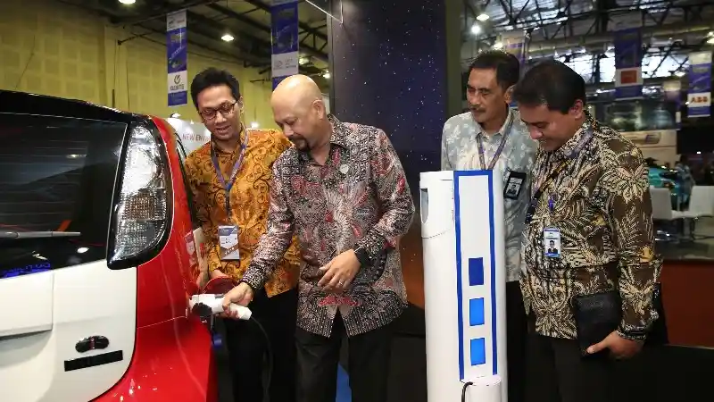 Berita - Mitsubishi Pamer Energi Baru Terbarukan di IEMS 2019