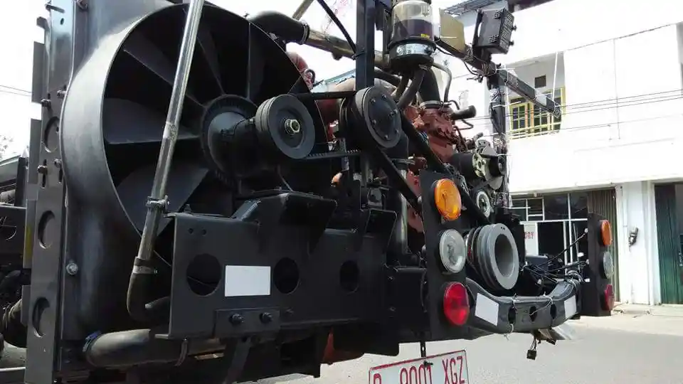 Foto - Bus Mesin Belakang Hino R260 Masih Jadi Favorit Pengusaha Transportasi