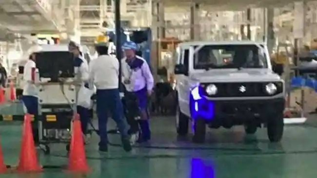 Berita - Suzuki Jimny Generasi Terbaru Bakal Pakai Mesin Ini