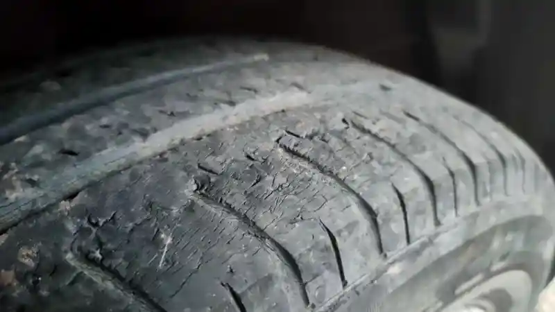 Foto - Mobil Menimbulkan Gemuruh Saat Berjalan, Mungkin Hal Ini Penyebabnya