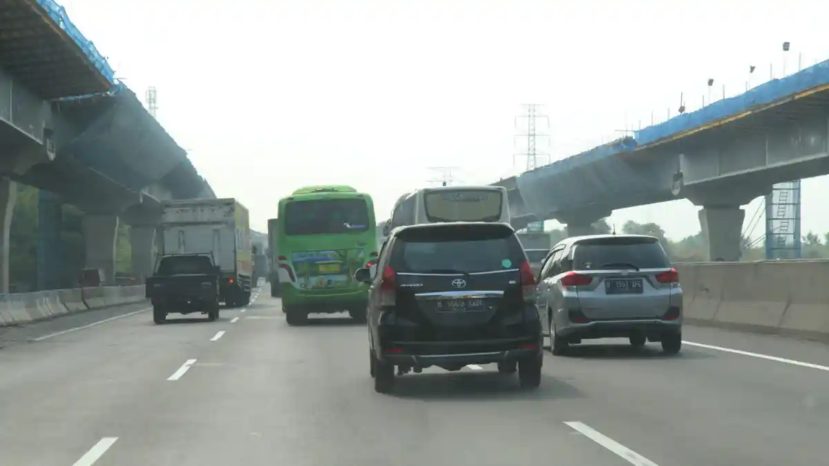 Tips - Simak Sisi Positf dan Negatif Permukaan Jalan Aspal vs Beton
