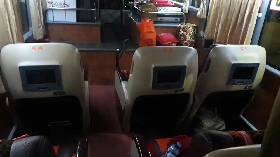 Foto - Bus Double Decker Putera Mulya Tawarkan 2 Kelas Istimewa Bagi Konsumen