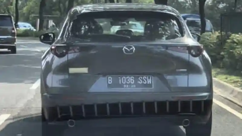 Berita - SPY SHOT: Mazda CX-30 di Jalanan Indonesia
