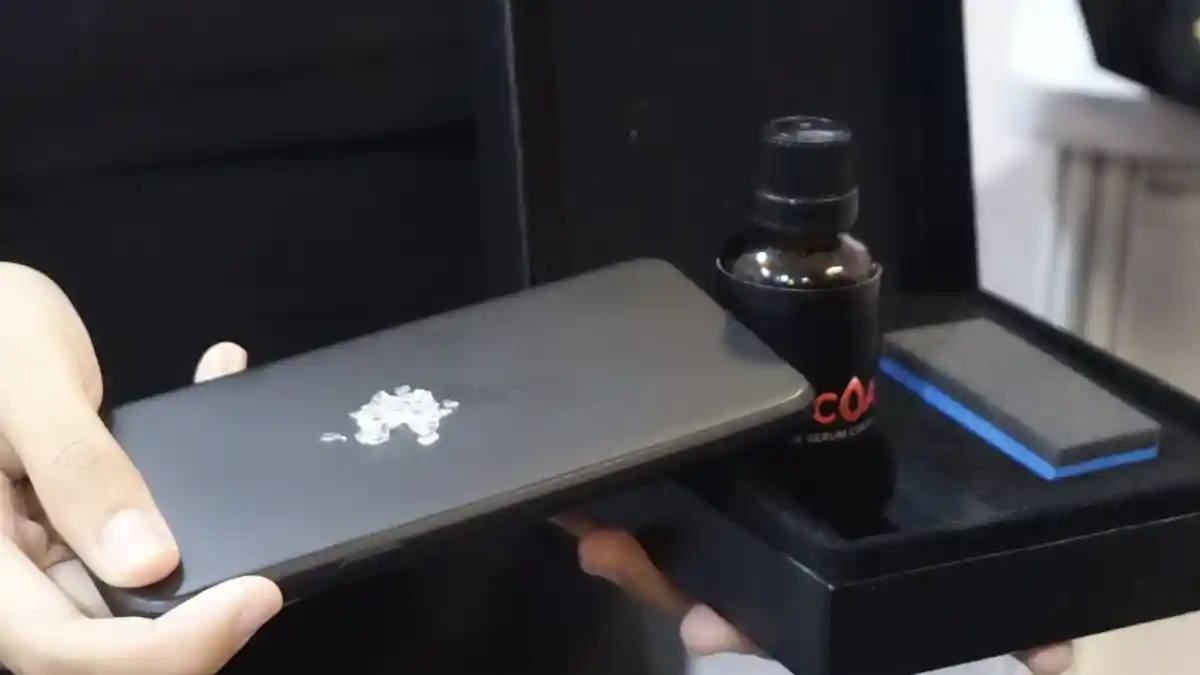 Foto - 'Anti Gores' Bodi Terbaru ini Berbahan Sapphire Serum, Berapa Harganya?