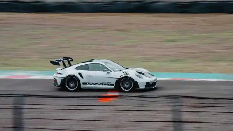 Foto - Porsche 11 GT3 RS: Rilis Pagi dan Sore Mencicipi Keganasannya