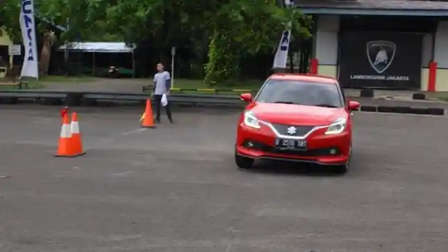 Foto - Begini Cara Suzuki Indonesia Kampanyekan Safety Driving
