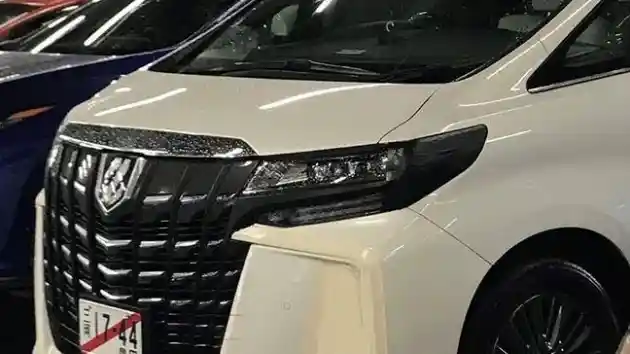 Foto - SPY SHOT: Toyota Alphard Facelift 2017 di Jepang