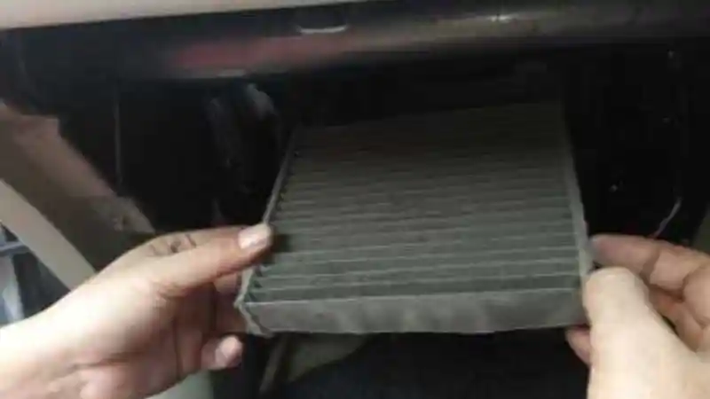 Foto - Mengganti Filter AC Avanza-Xenia 