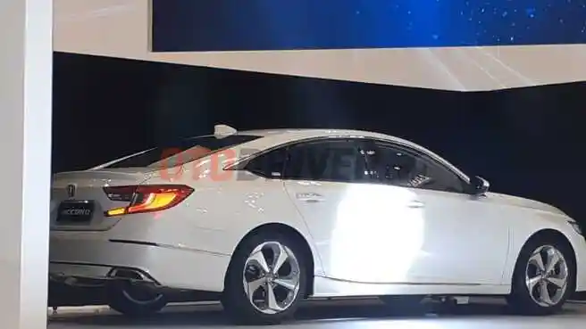 Foto - Kupas Tuntas Fitur Keselamatan Honda Sensing pada All New Accord