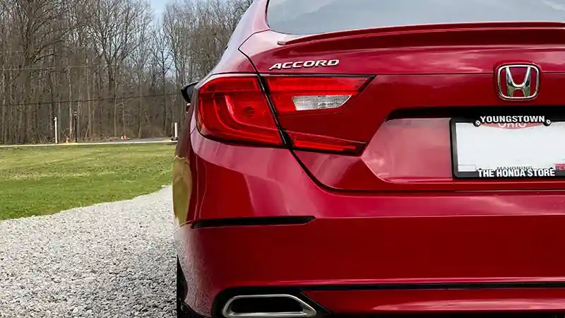 Foto - Mengapa Lampu Sein Merah Tak Lagi Jadi Standar Dunia?