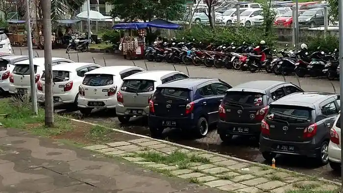 Foto - Rayakan Ultah Ke-2, Klub Agya Gelar Banyak Acara
