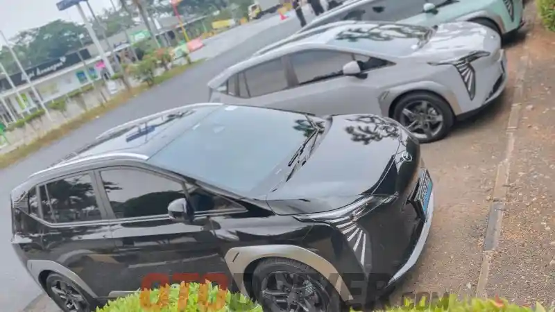 Foto - Bukan Hanya Mobil Dalam Kota, Aion Y Plus Lintasi Jakarta-Bandung
