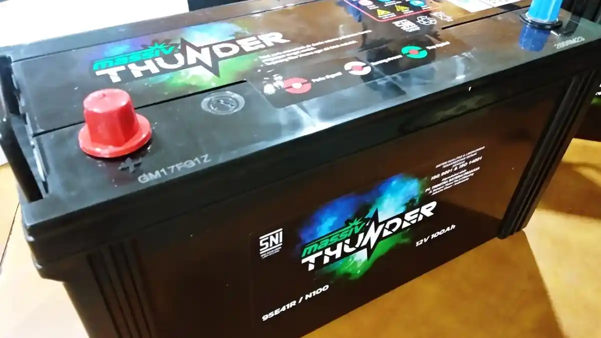 Foto - Aki Minim Pengecekan Untuk Kendaraan Komersial Resmi Dirilis