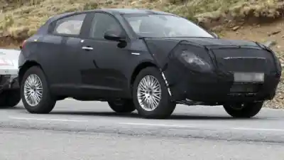 Foto - Dua SUV Alfa Romeo Siap Meluncur