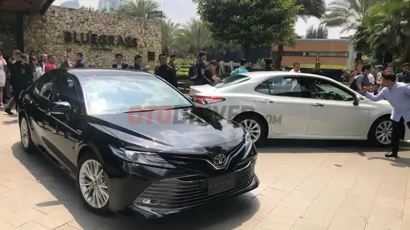 Foto - GALERI: Toyota All New Camry 2019 (18 Foto)