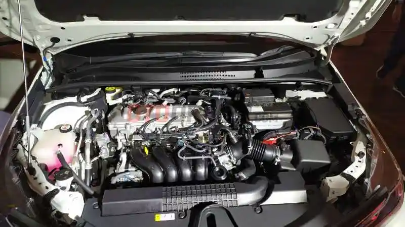 Foto - 3 Langkah Penanganan Jika Mobil Hybrid Terendam Banjir