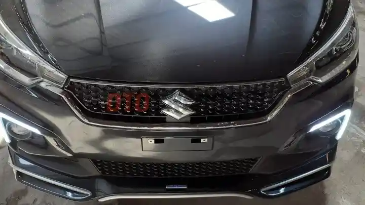 Foto - Komparasi Ertiga Suzuki Sport AT vs Xpander Ultimate 