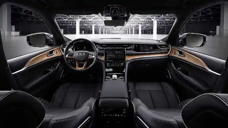 Foto - All New Jeep Grand Cherokee Meluncur. Punya Tiga Pilihan Mesin 