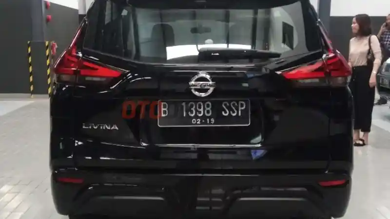 Foto - Modal Rp 25 Juta Bisa Bawa Pulang Nissan Livina Tipe Tertinggi, Begini Skema Kreditnya