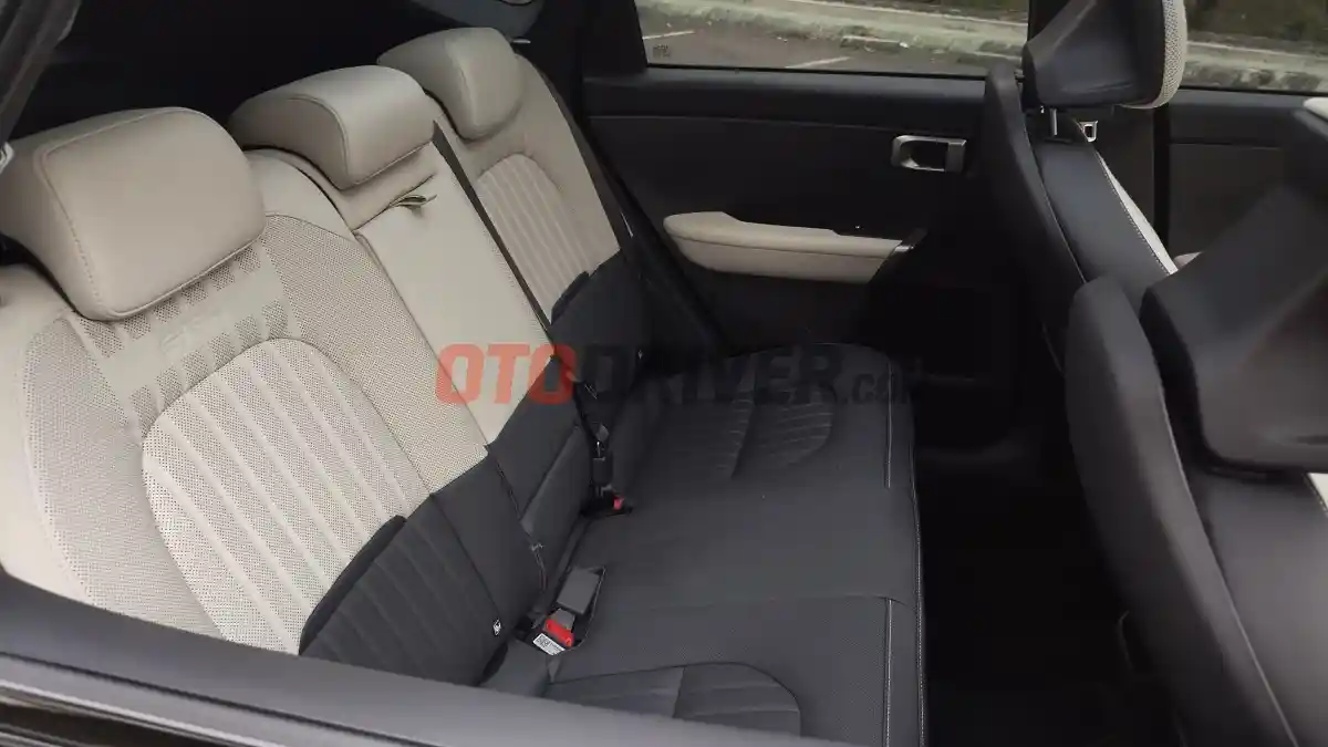 Foto - Kia All New Seltos Andalkan Platform Baru, Improvement Kenyamanan dan Kabin Lega